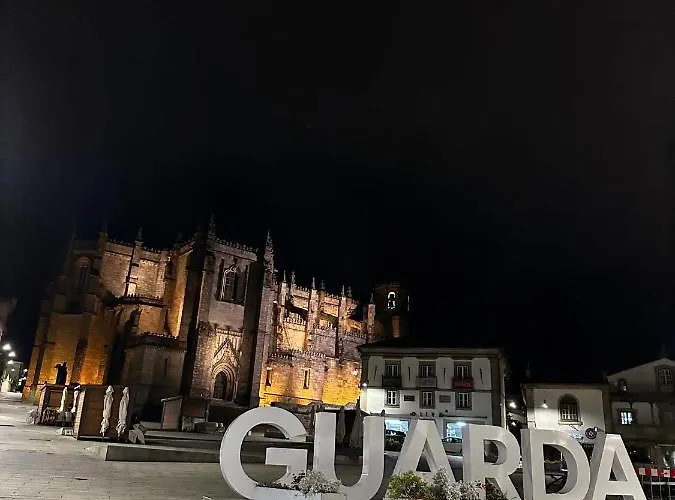 Rustico T1 No Centro Cidade